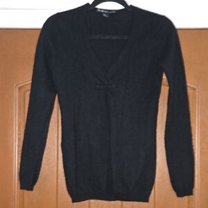Mc Duff Essentials Cashmere Black V-Neck Sweater Lightweight Knit Size Medium